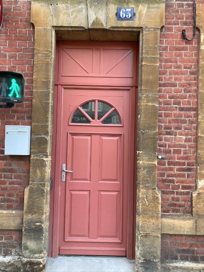 Suite Charles - Vue Musee Rimbaud Charleville-Mezieres Exterior foto